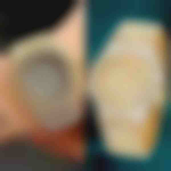 Luxuriöser Zeitmesser mit Kristallverzierung | LUXURIA